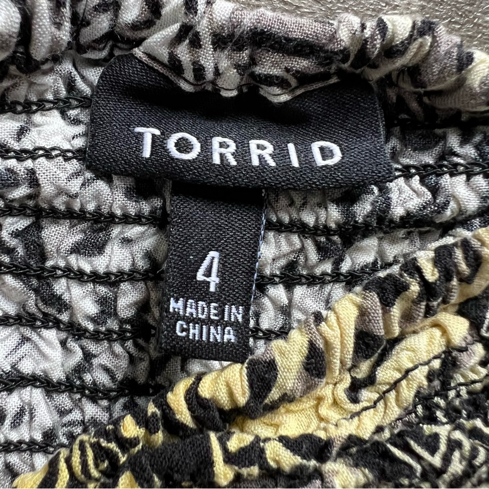 Torrid Black Yellow Paisley Smocked Front Strapless Maxi Dress Women's size 4x - Picture 3 of 11
